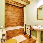 Charming Villa, Сasa de vacaciones Paliseul