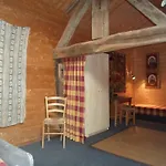 Charming Villa, Feriehus Paliseul