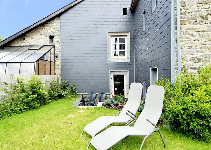 Dom wakacyjny Charming Villa, *